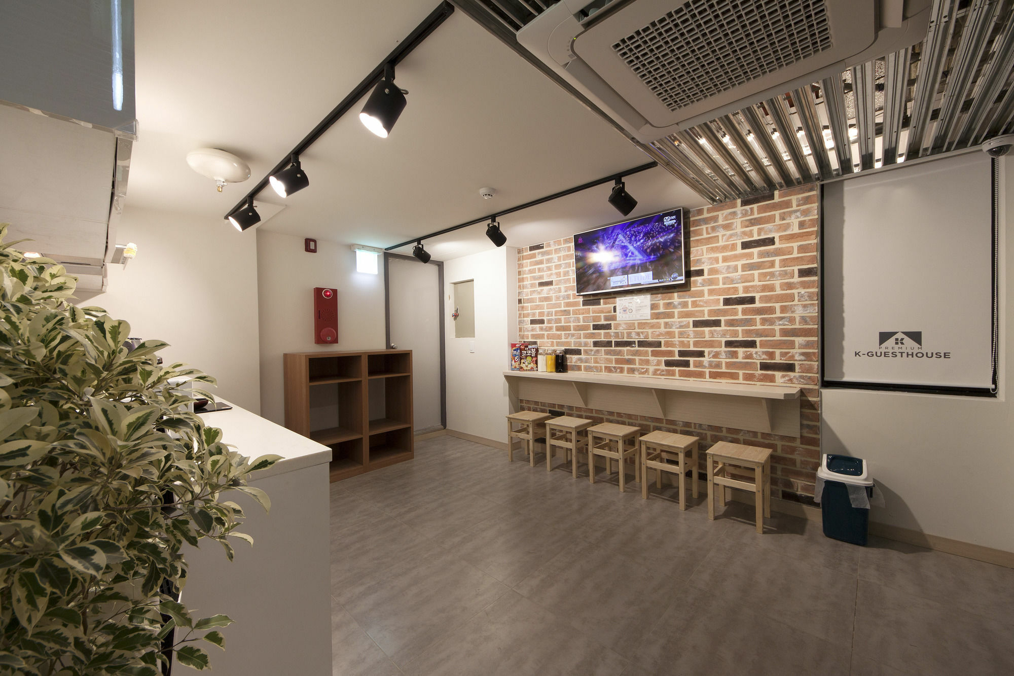 K-Grand Hotel Myeongdong Seoul Exterior photo